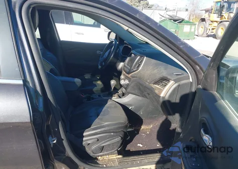 2016 Jeep Cherokee Limited из США, поврежденный, VIN 1C4PJMDB4GW218240